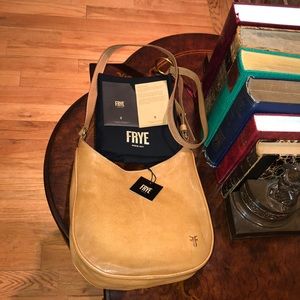 Frye crossbody bag natural leather❤️👍